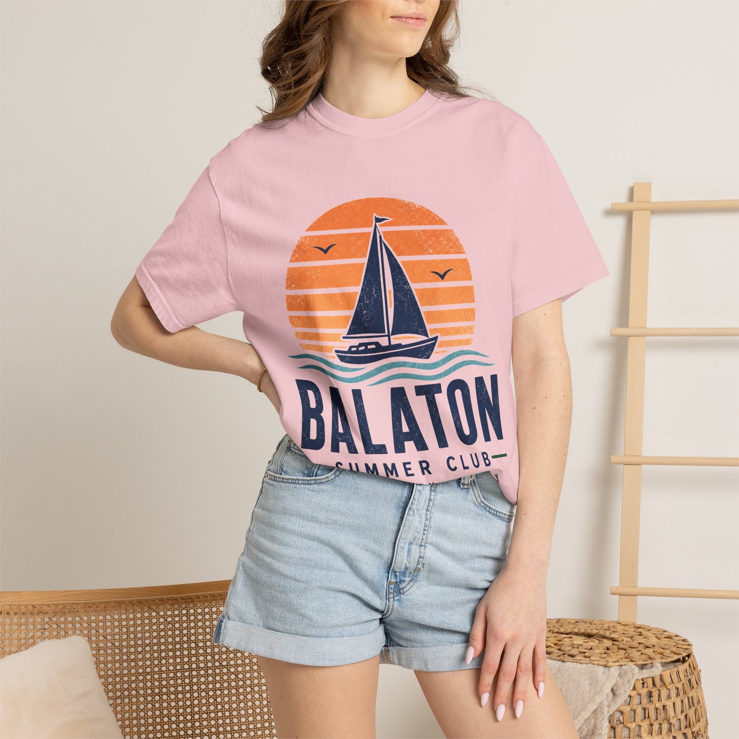 Balaton T-Shirt Summer Club im Vintage-Look für Ungarnfreunde