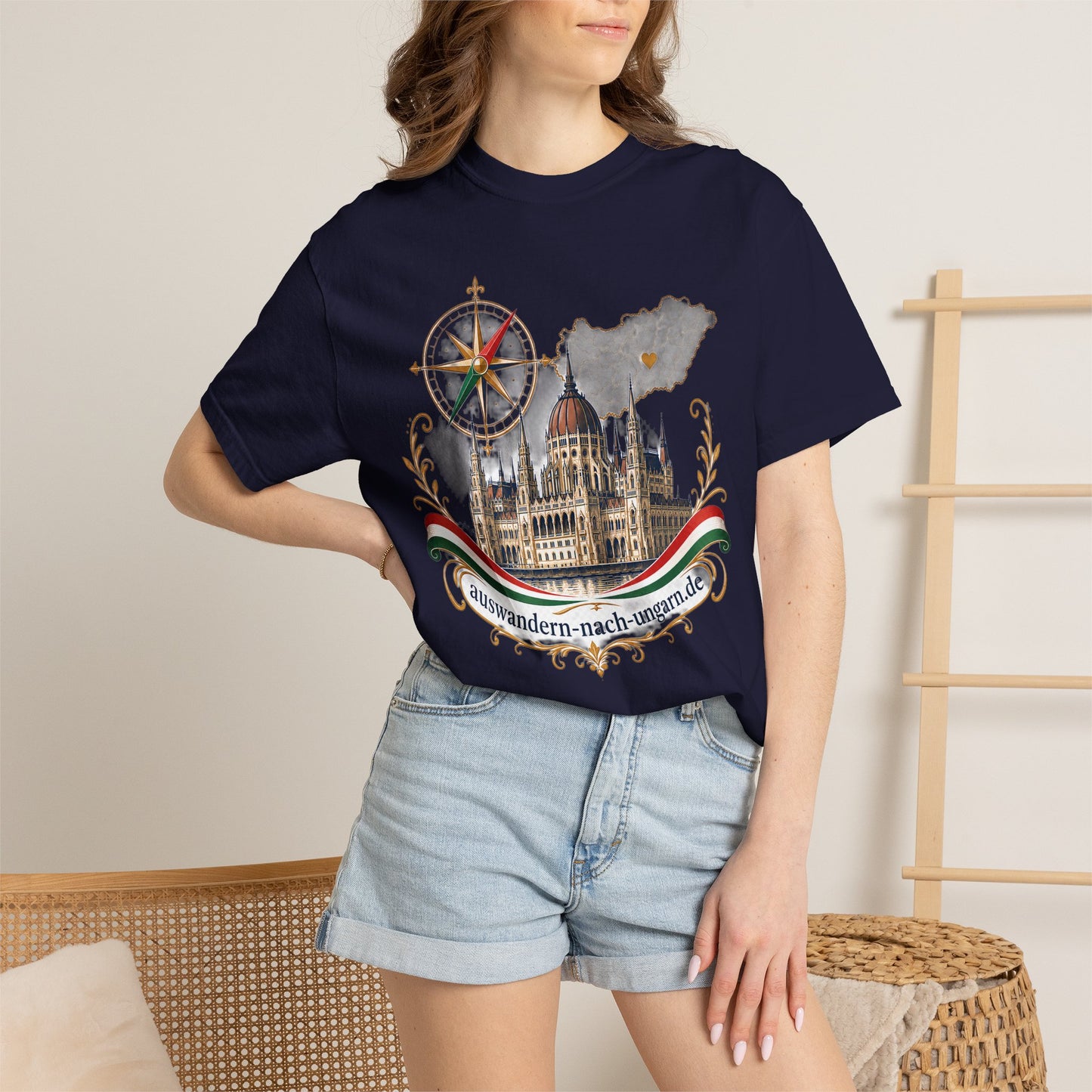 Hungary Travel T-Shirt – Budapest Parliament Illustration with 'auswandern-nach-ungarn.de'