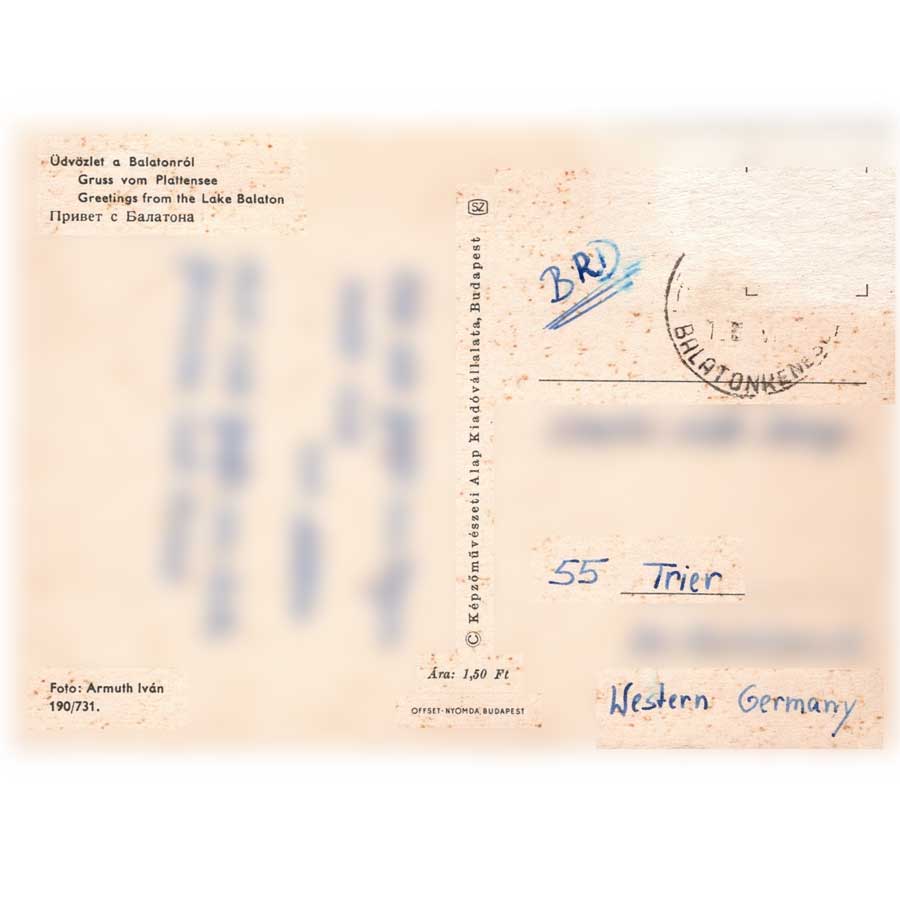 Rückseite einer gelaufenen alten Ansichtskarte vom Balaton mit handschriftlichem Urlaubsgruß, Poststempel und Adresse nach Trier in Westdeutschland